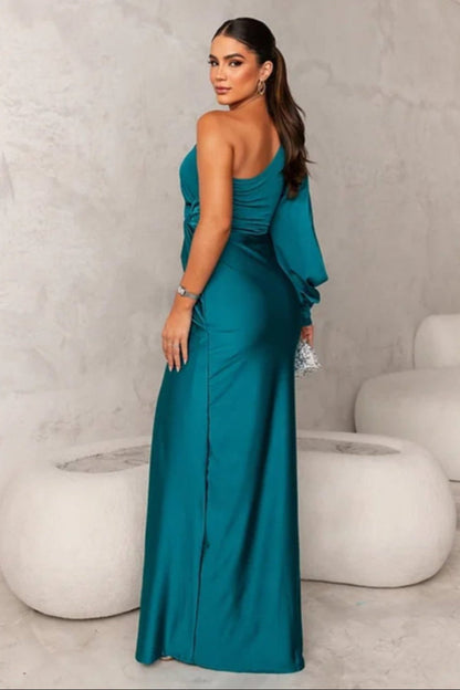 Vestido satinado de una manga Nicole™